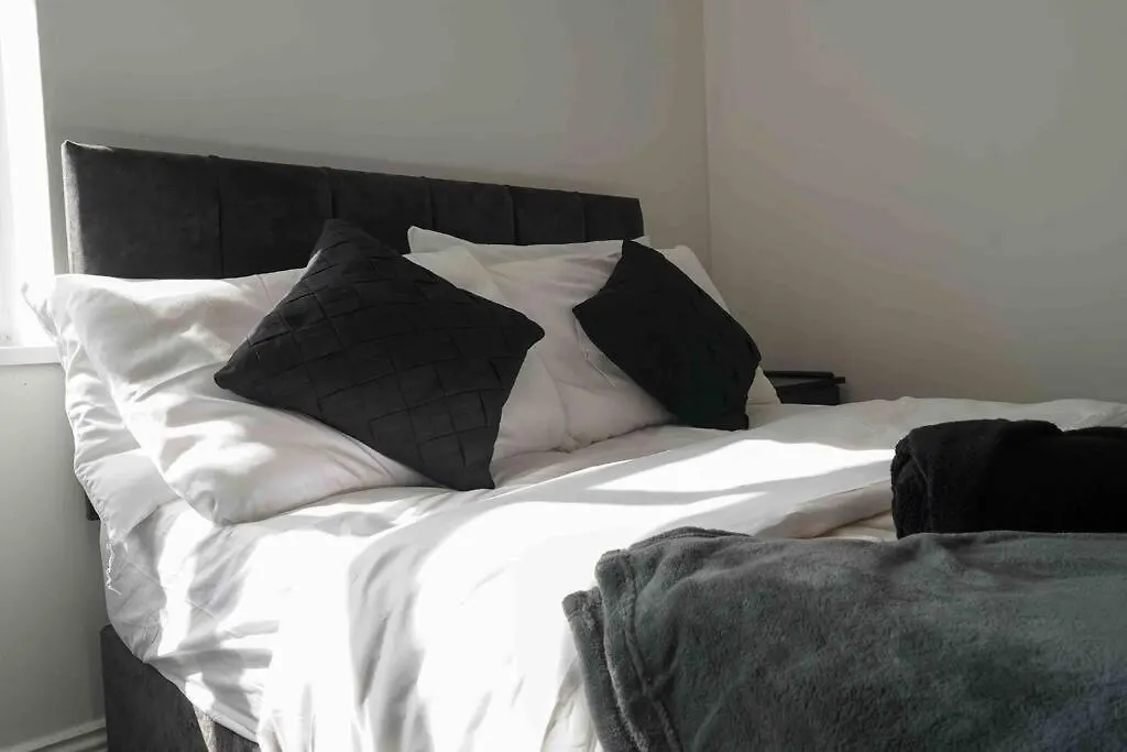 Stunning Two Bed City Centre Apartment Leeds   Leeds (West Yorkshire)