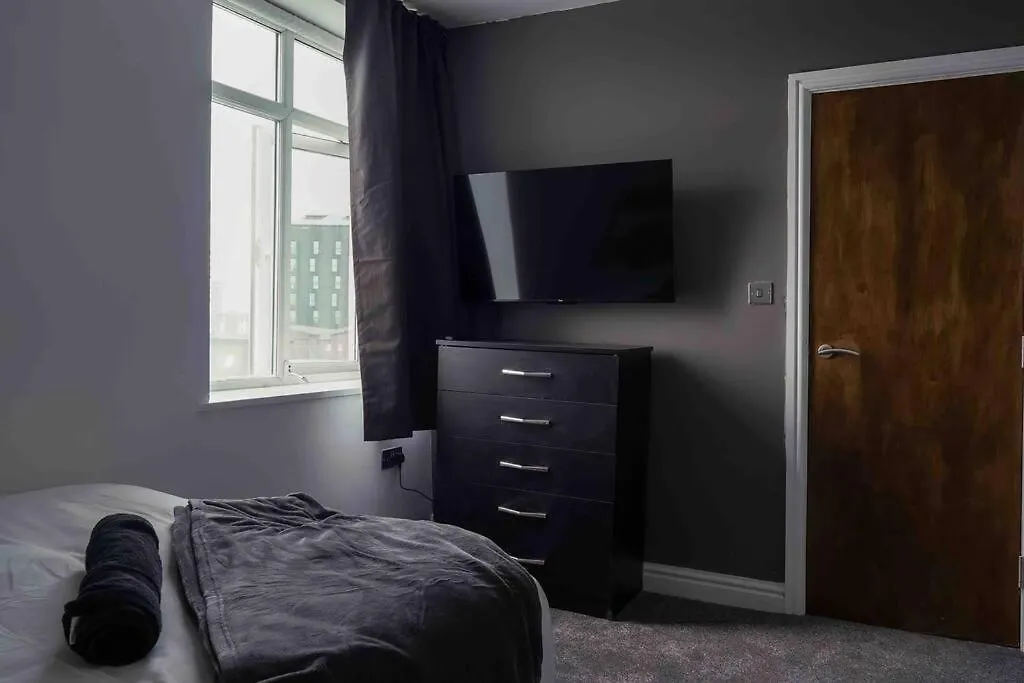 Stunning Two Bed City Centre Apartment Leeds